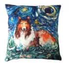 ПОДУШКА ДЕКОРАТИВНАЯ "СОБАКИ ВАН ГОГ, КОЛЛИ" ТКАНЬ: ВЕЛЮР/ПОПЛИН, РАЗМЕР 40*40, МОЛНИЯ, ВНУТРЕННИЙ ЧЕХОЛ СОСТАВ: 1 СТОРОНА ПОЛИЭСТЕР 80%, ХЛОПОК 20%, 2 СТОРОНА ХЛОПОК 100%, АРТ.0222, норма - фото 1 - миниатюра