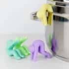 ДЕРЖАТЕЛЬ ДЛЯ ЛОЖКИ И КРЫШКИ В ФОРМЕ ЧЕЛОВЕЧКА 5X4СМ (СИЛИКОН) (ПРОМО- 24 ШТ.) (АРТ.8862), норма - фото 3 - миниатюра