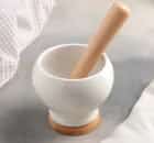 Ступка с пестиком на деревянной подставке "Эстет" 10,5х9,5 см 4177820, норма - фото 1 - миниатюра