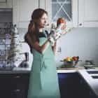 ФАРТУК ЛЕН, МОДЕЛЬ "ПАРИЖ"  (МЕНТОЛОВЫЙ), (КАРМАН, ЛЯМКИ ПОЯС, РЕГУЛ. КОЛЬЦО), ПОЛУЛЕН, 70*80 ПАКЕТ, ФЛАЕР, АРТ.01034, норма - фото 1 - миниатюра