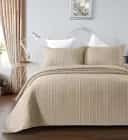 Покрывало Arya Waves 180x240 с наволочкой 50x70+5 в сумке Бежевый, норма - фото 1 - миниатюра