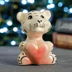 Статуэтки, фигурки Фигурка Тигренок 9,5 см, белый с рыжим 7023231 - изображение 1