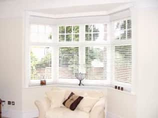 Шторы рулонные, жалюзи Жалюзи, пластик, белый, 50х160 - изображение 1