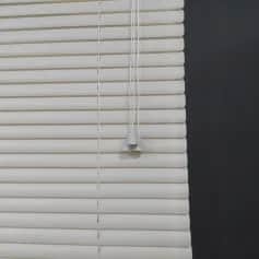 Шторы рулонные, жалюзи Жалюзи, пластик, белый, 140х160 - изображение 3