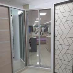 Шкаф для одежды и белья МАРК (УГЛОВОЙ левый); шкаф-купе 2 дв. 1200*900*2300, (с зеркалом, без ящиков) - изображение 3