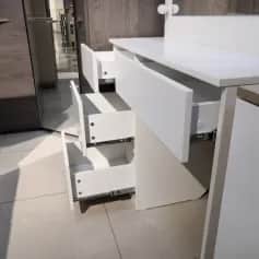 Стол туалетный СТОЛ ТУАЛЕТНЫЙ С ЛАМПОЧКАМИ (ТИП 3) (4ЯЩ.) (1000*420*1780ММ) - изображение 3