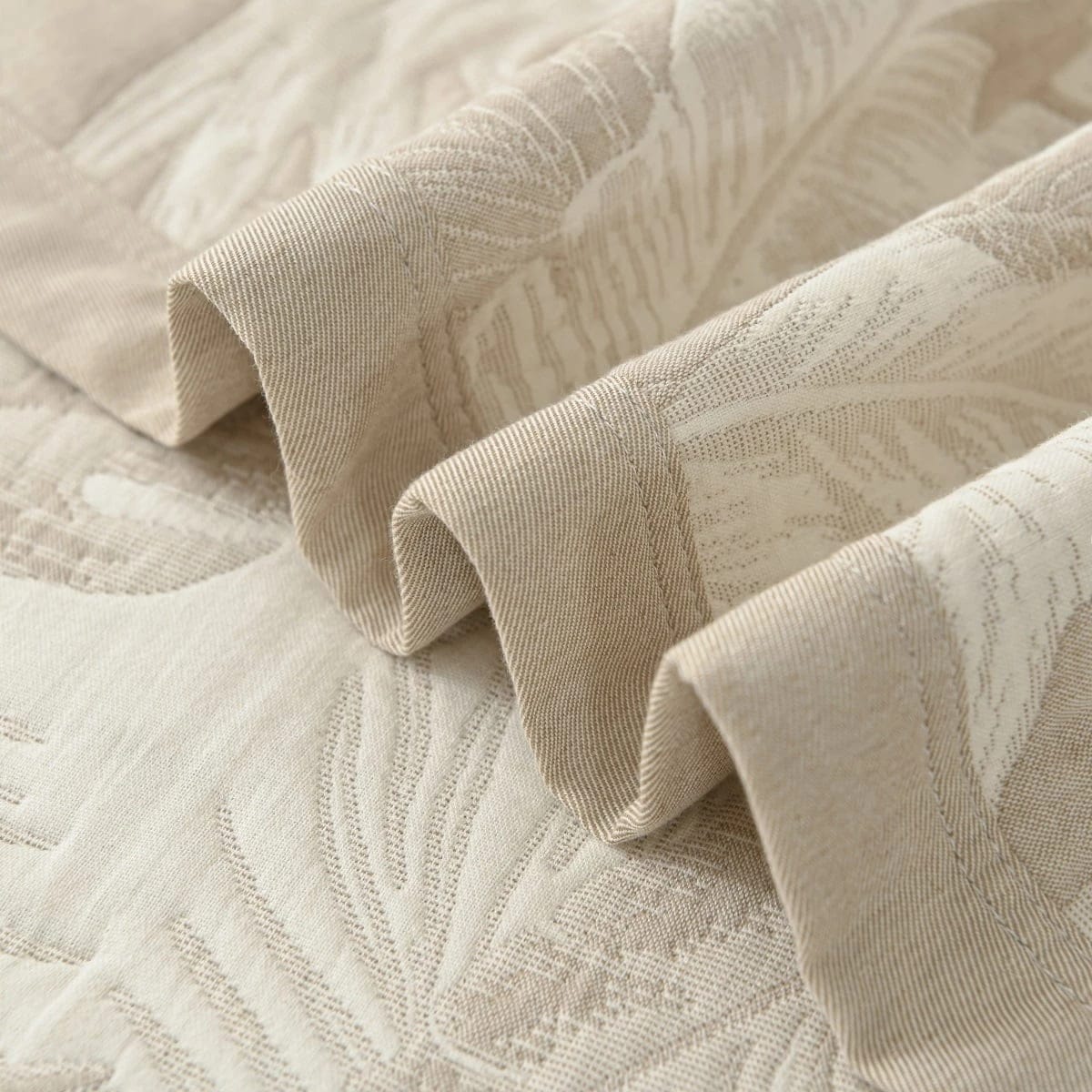 ПОКРЫВАЛО ARYA ЖАККАРД 250X260 TROPIC БЕЖЕВЫЙ С 2 НАВОЛОЧКАМИ, норма - фото 2