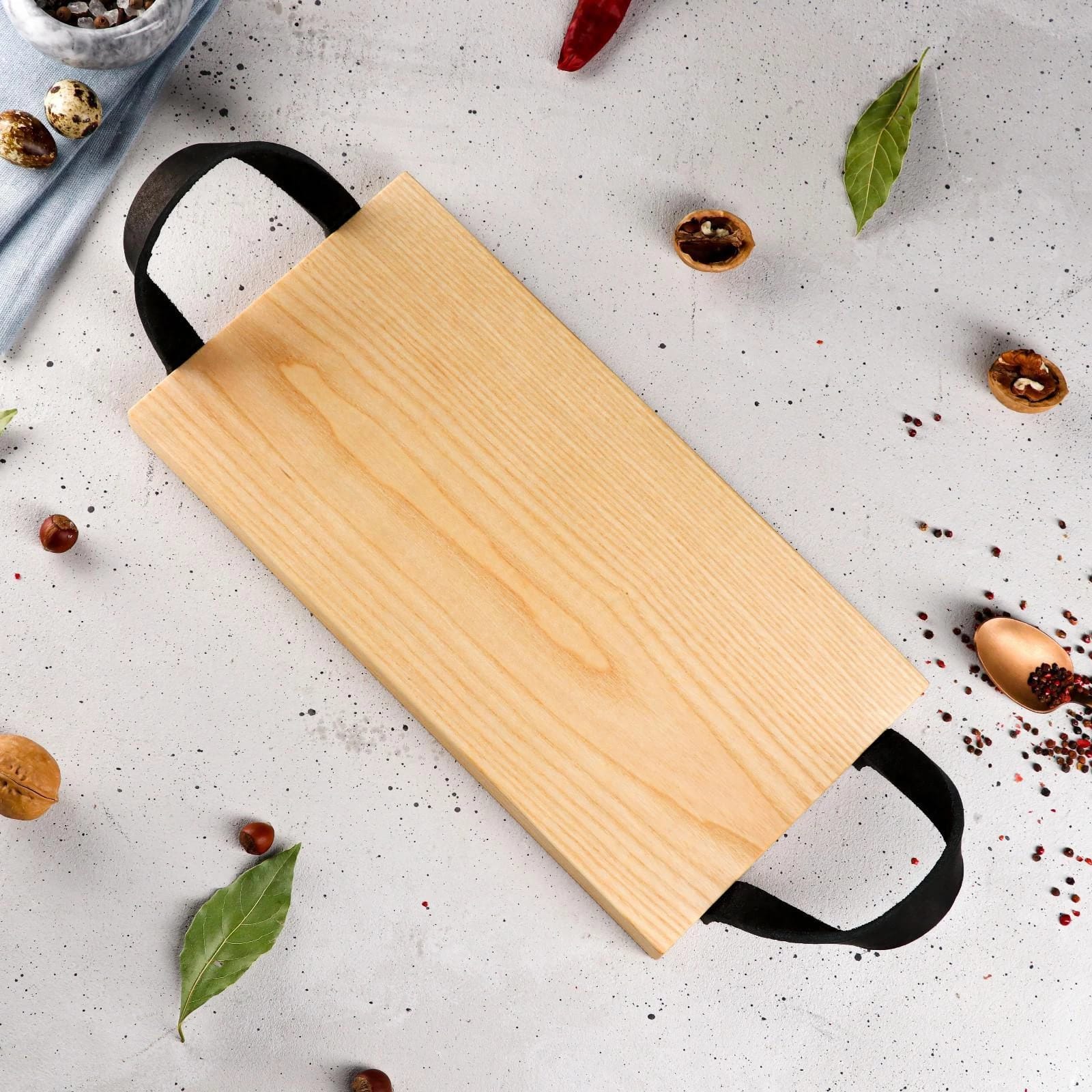 Доска разделочная 35х18 см, кожаные ручки, массив ясеня 6487239, норма - фото 1