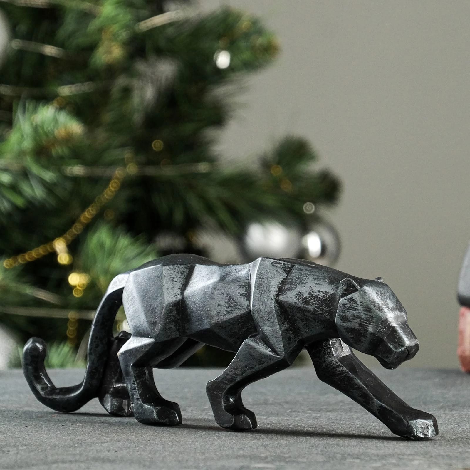 Фигура "Тигр полигональный" 25х8,5х4,5 см, черн. 7364758, норма - фото 1
