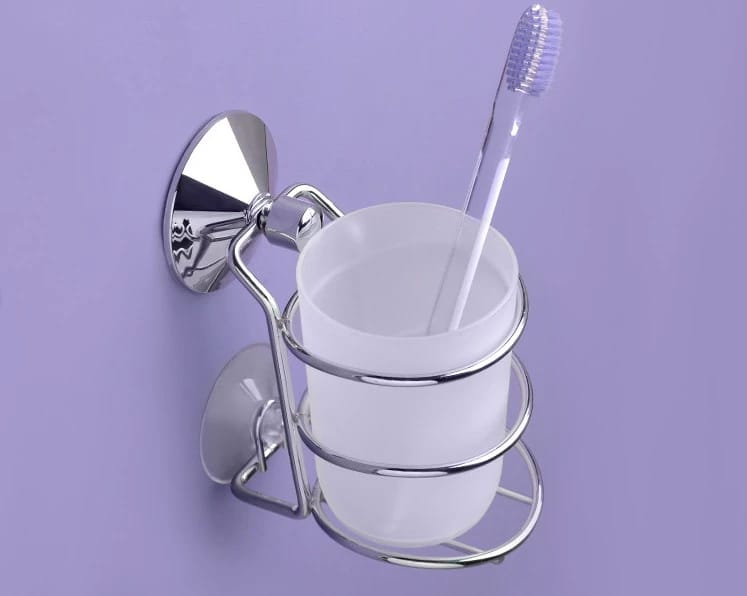 Стакан настенный для зубных щеток с вакуумной системой крепления Real, норма - фото 1