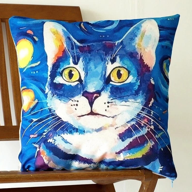 ПОДУШКА ДЕКОРАТИВНАЯ ЗВЕЗДНЫЙ КОТ ВАН ГОГ, ТКАНЬ: ВЕЛЮР/ПОПЛИН, РАЗМЕР 40*40, МОЛНИЯ, ВНУТРЕННИЙ ЧЕХОЛ СОСТАВ: 1 СТОРОНА ПОЛИЭСТЕР 80%, ХЛОПОК 20%, 2 СТОРОНА ХЛОПОК 100%, АРТ.0255, норма - фото 1