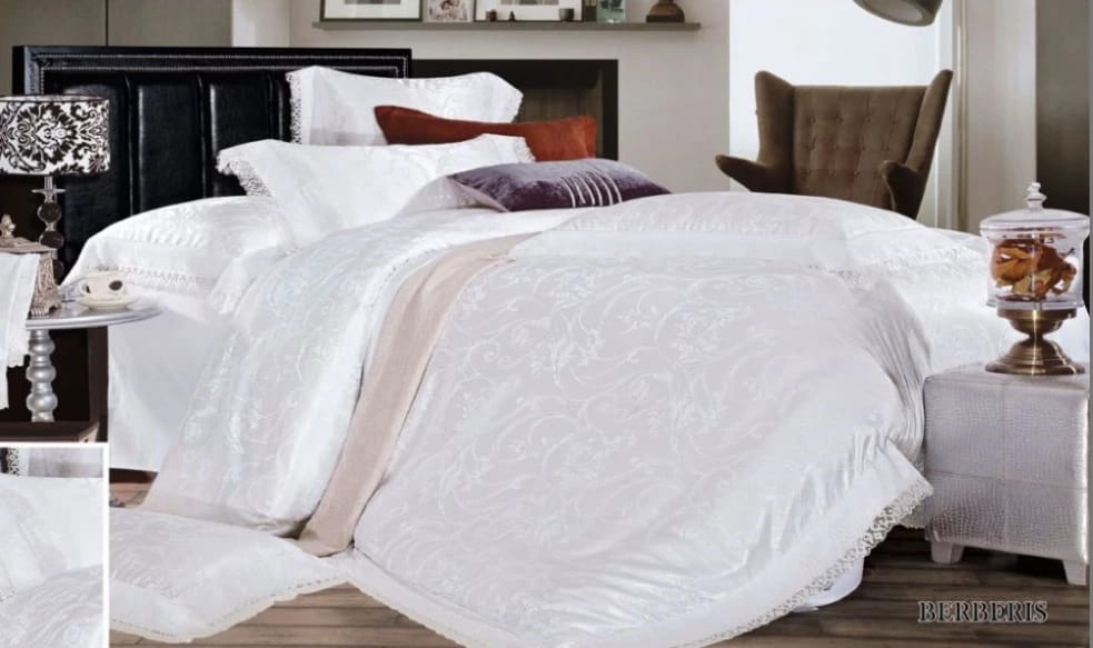 Комплект пост. белья 2-сп. евро Arya Броде Жаккард 200Х220 Berberis, норма - фото 1