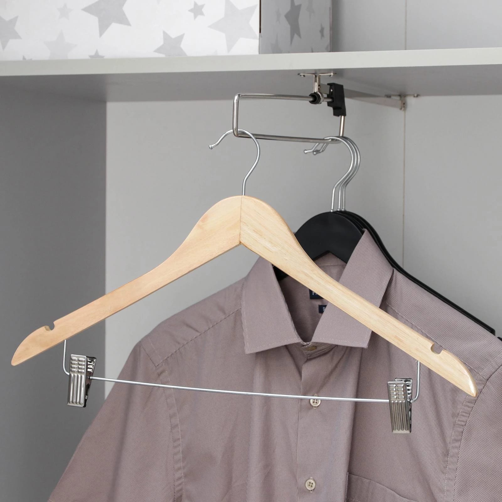 Вешалка-плечики с зажимами 45х27 см, дерево светлое 2291929, норма - фото 1