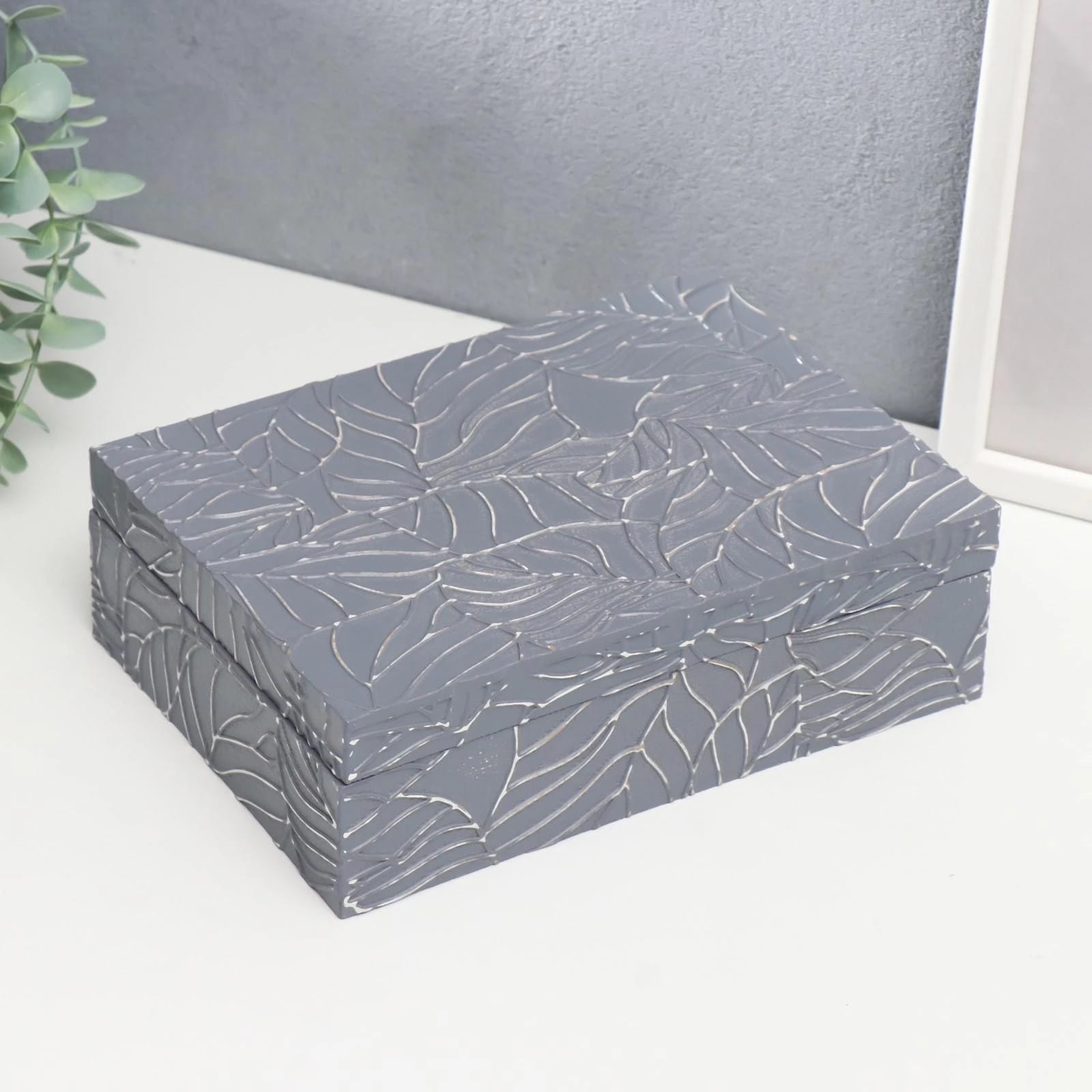 ШКАТУЛКА ДЛЯ УКРАШЕНИЙ "ЛИСТЬЯ НА СЕРОМ" 7Х16,3Х22,3 СМ, ДЕРЕВО  5240640, норма - фото 1