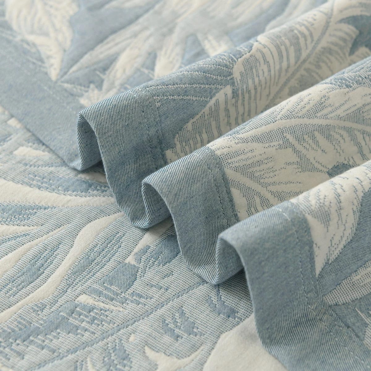 ПОКРЫВАЛО ARYA ЖАККАРД 250X260 TROPIC СИНИЙ С 2 НАВОЛОЧКАМИ, норма - фото 2