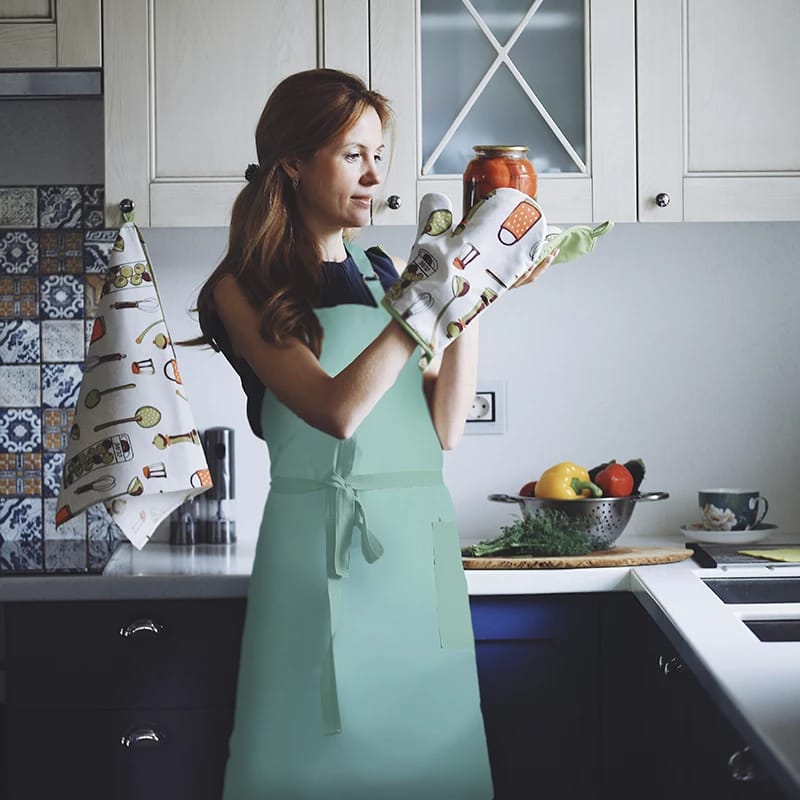 ФАРТУК ЛЕН, МОДЕЛЬ "ПАРИЖ"  (МЕНТОЛОВЫЙ), (КАРМАН, ЛЯМКИ ПОЯС, РЕГУЛ. КОЛЬЦО), ПОЛУЛЕН, 70*80 ПАКЕТ, ФЛАЕР, АРТ.01034, норма - фото 1