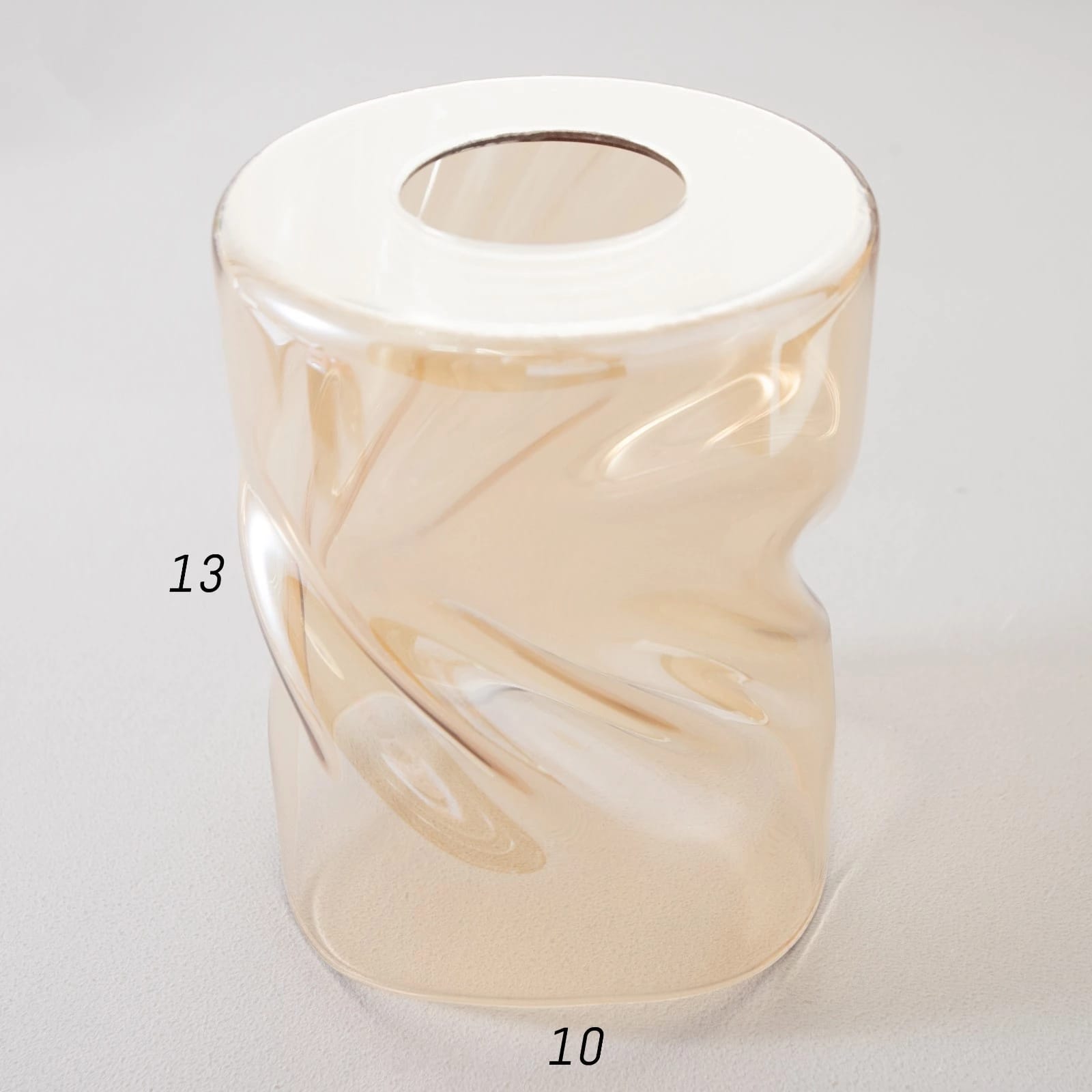 Плафон E27 золотистый  7023287, норма - фото 1