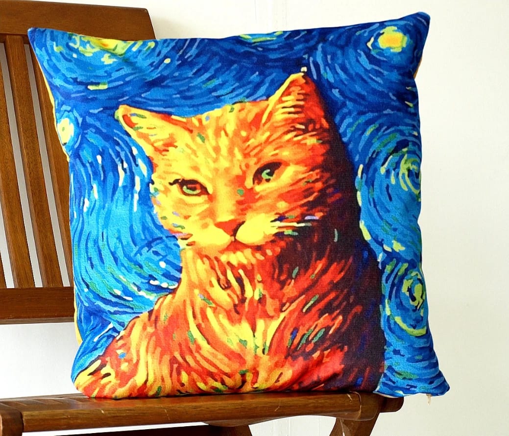 ПОДУШКА ДЕКОРАТИВНАЯ  РЫЖИЙ КОТ ВАН ГОГ, ТКАНЬ: ВЕЛЮР/ПОПЛИН, РАЗМЕР 40*40, МОЛНИЯ, ВНУТРЕННИЙ ЧЕХОЛ СОСТАВ: 1 СТОРОНА ПОЛИЭСТЕР 80%, ХЛОПОК 20%, 2 СТОРОНА ХЛОПОК 100%, АРТ.0254, норма - фото 1